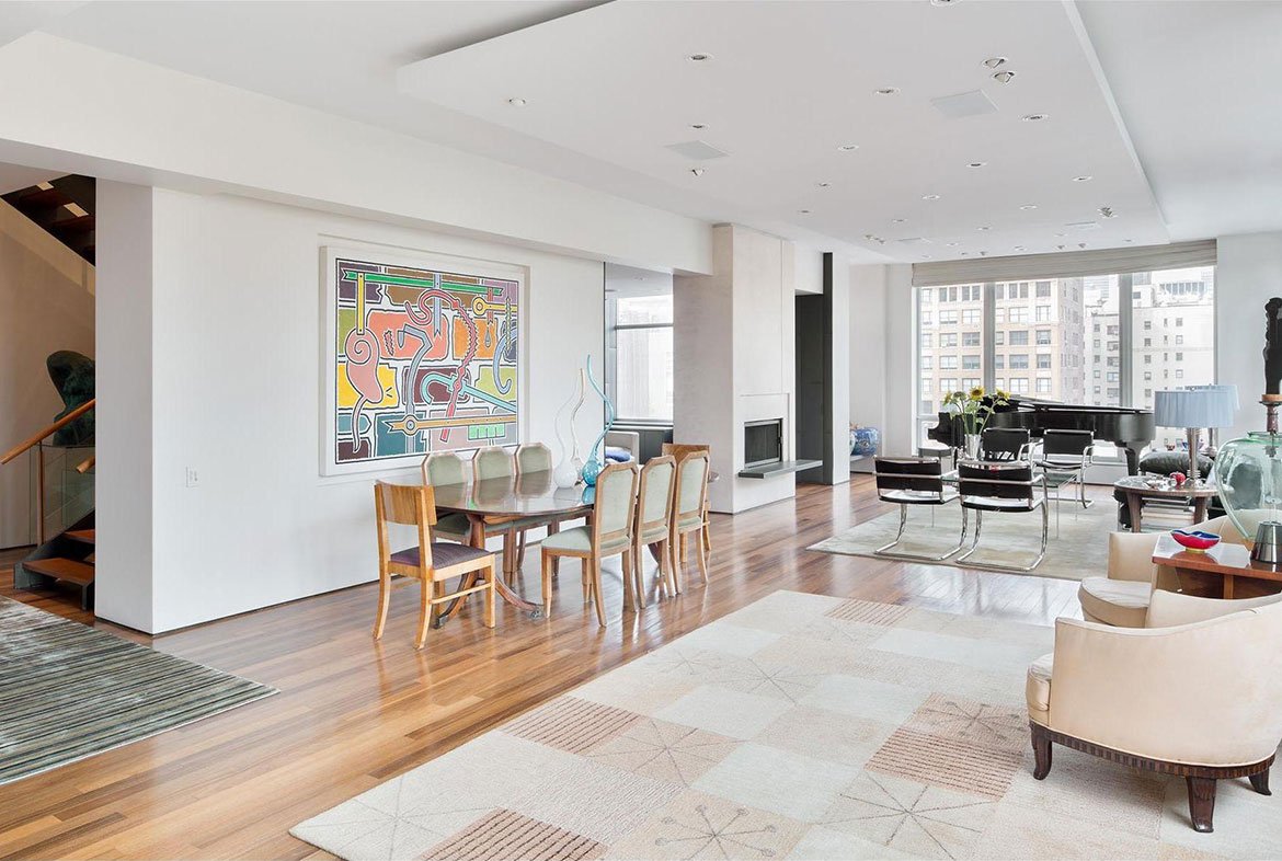 Luxury villa with pool